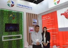 Mr Steven Chen (left) and Mrs Liu Jie (right) from Shanghai Binyue Trading Co., Ltd. The company imports more than 40 types of fruits from different countries, with 1800 container/year sales volume.